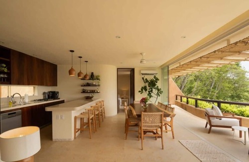 Playa Las Gatas Apartment | Zihua Bay Jewel: Lux 3-Bdrm PH steps from Beach