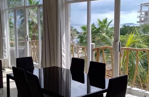 Emiliano Zapata Apartment | Zona Surf - Steps to the beach