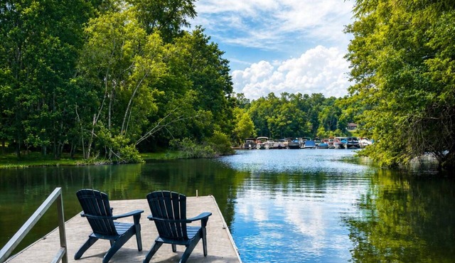 100-Year Lake Wallenpaupack Getaway - Dock, Fire Pits, Family Friendly Home