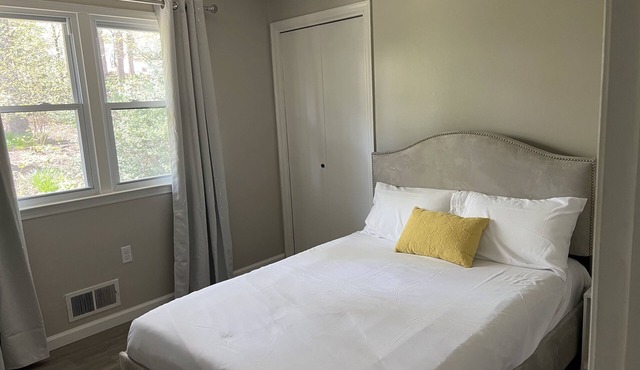 14 minutes to University of Maryland, Close to Washington DC/Tyson's Corner