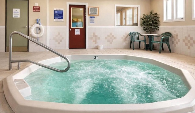 3 Accommodations near Quentin Burdick Sports Arena | Pool Access & Free Parking