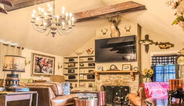 Almeneiro Cabin - A Charming Nature Retreat