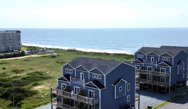 Amazing Ocean & Bay Views, 2 King Suites, & Pool!