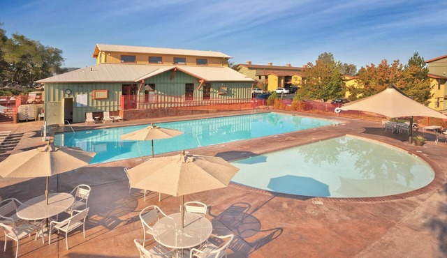 Angels Camp Resort | Three 2BR/2BA Suites