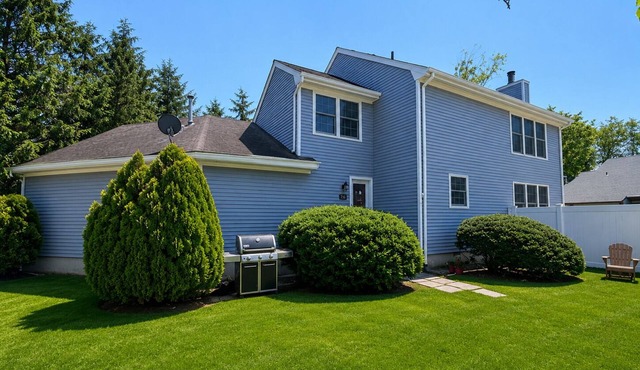 Bay Head - Open Concept Home with Water Views