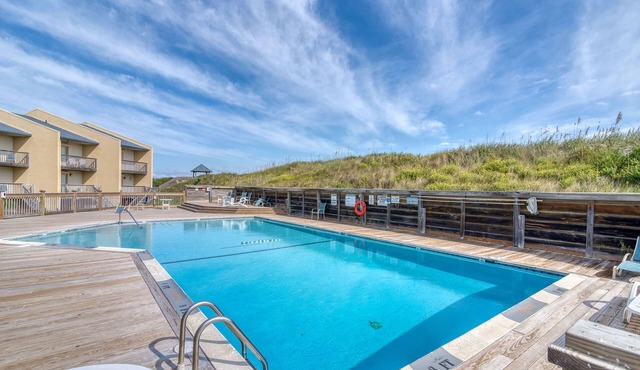 'Beachfront Dream' Oceanfront Condo-Nags Head 3BR 3BA-Pool on Own Private Beach!