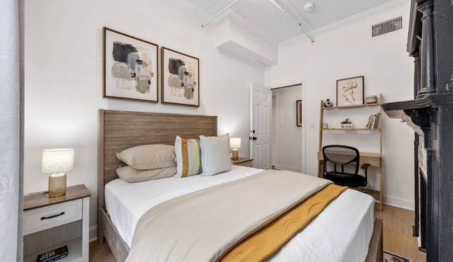 Bright 3BR Harlem Home w/In-Unit Laundry
