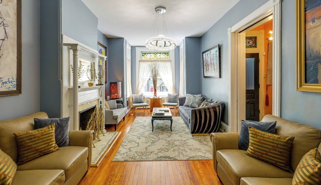 Celebrate DC250! Historic, Walkable Georgetown Gem