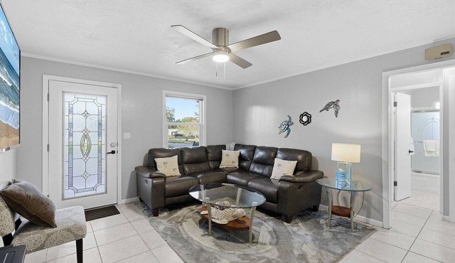 Charming Pet-Friendly 2BR + Sleeper Sofa + Near Beach Drive