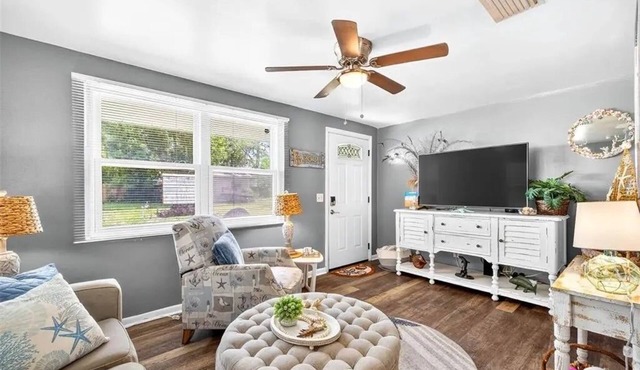 Coastal Oasis eight minutes to the beach and close to many parks and activities