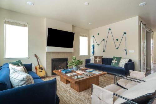 Colorado Haven: 5bd - Pool & Foosball - 10min UCB