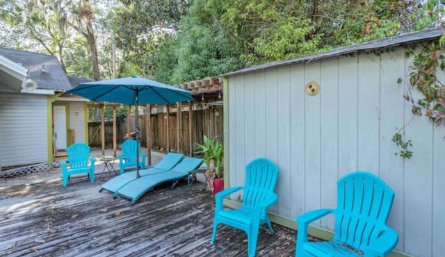 Cottage close to downtown and biking trails