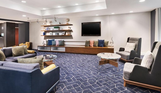 Courtyard by Marriott Burlington