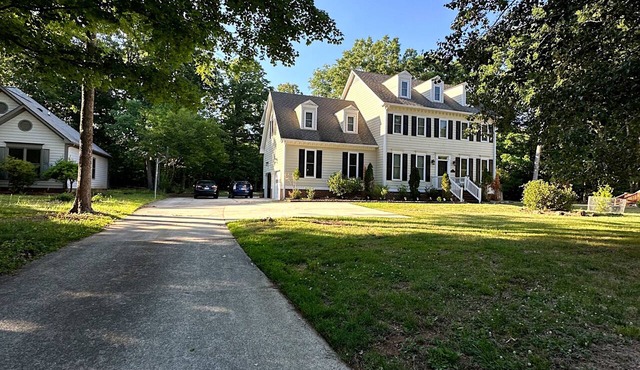 Cozy luxe Durham escape