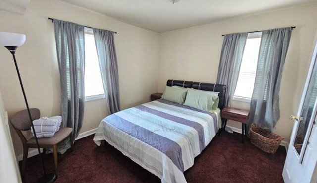 Cozy Retro Modern DC 1 BR Private Apt Wifi