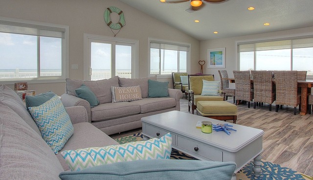 Dog-friendly beachfront home on beautiful Flagler Beach w/WiFi, AC, W/D