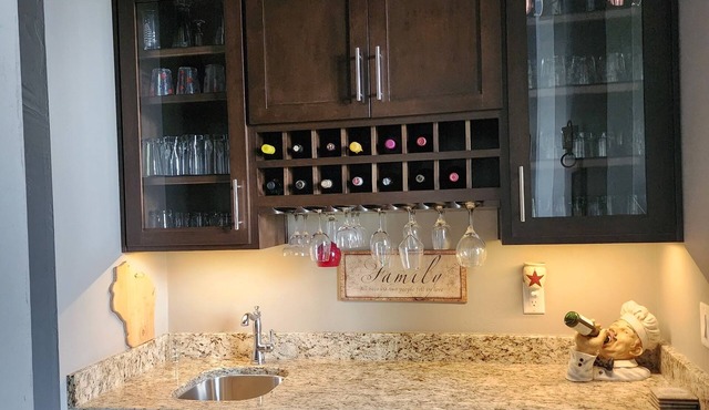 Executive 3-bedroom home available for NFL DRAFT. 18 min from Lambeau Field