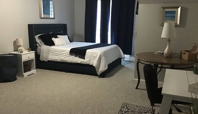 Extra large master suite in Hampton Centrally located