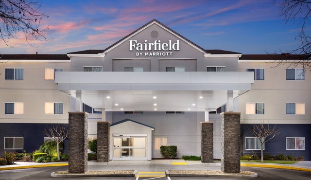 Fairfield Inn by Marriott Tracy