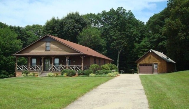 Fancy Gap Cabin, Blue Ridge Parkway, Virginia