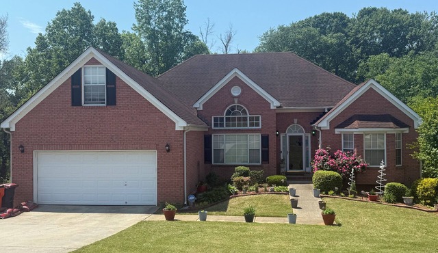 MAJOR INTERNATIONAL SPORTING EVENT Ready! Spacious 1800 sqf