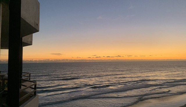 Gorgeous and Comfortable Ocean Front Condo