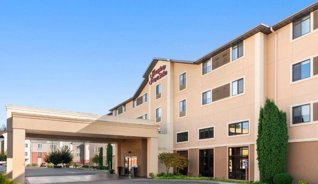 Hampton Inn & Suites Burlington