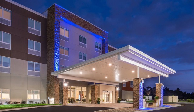 Holiday Inn Express & Suites Alachua - Gainesville Area by IHG
