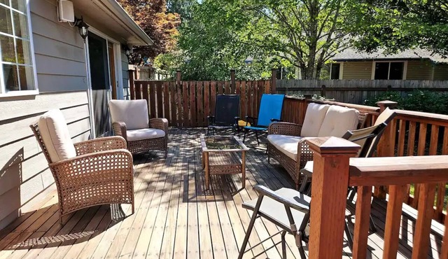 Home mins to DT/Biking/Lakes/No Cleaning fee/EVSE