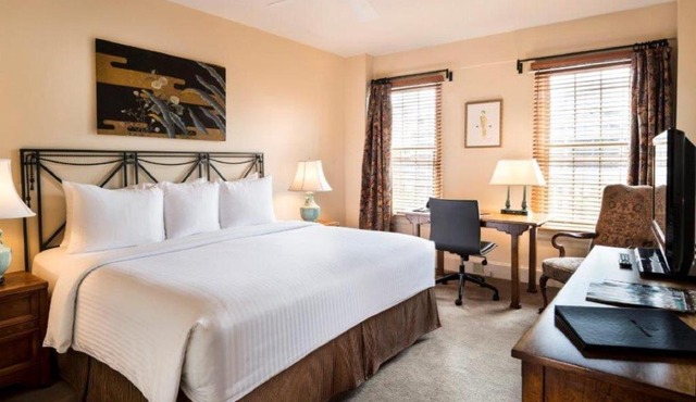 Hotel Lombardy