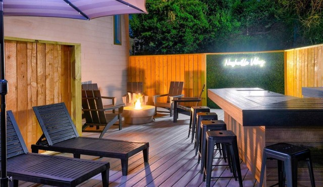 Huge Lux Home Rooftop Views + Hot Tub, Pool+Sauna!