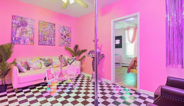 Jersey City Pink Spot 2BR/1FB