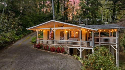 Katie's Lakehouse
