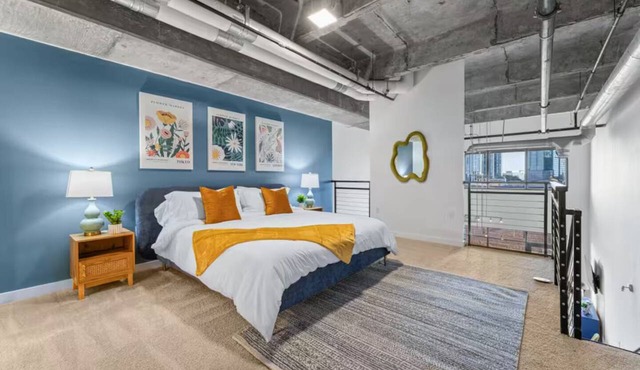 King + Queen 2-Story Loft w/2 Ensuite Baths, Private Balcony @ Atlantic Station