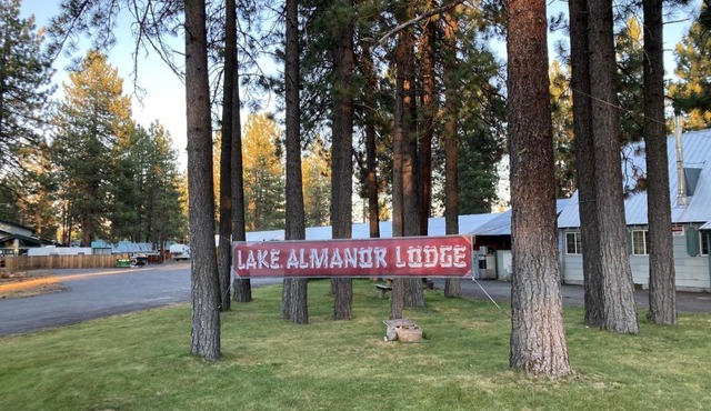 Lake Almanor Lodge