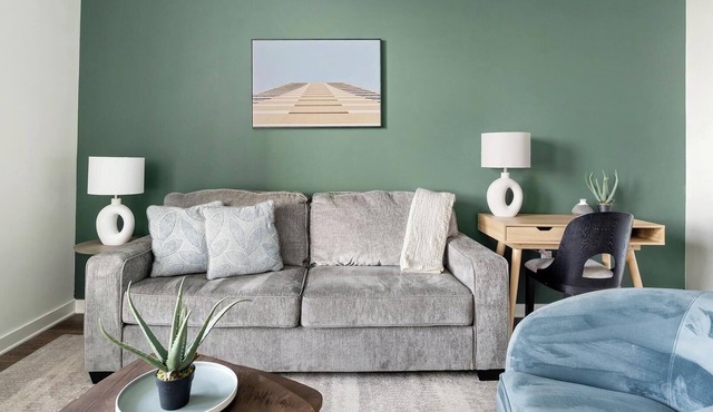Landing | Chic 1BD, Clubhouse, Gym