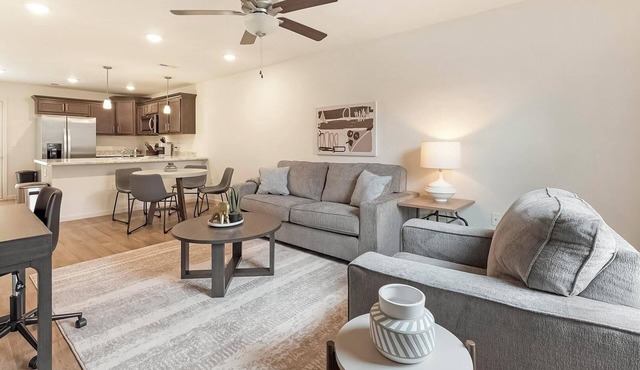Landing | Modern 2BD, Pool, Clubhouse
