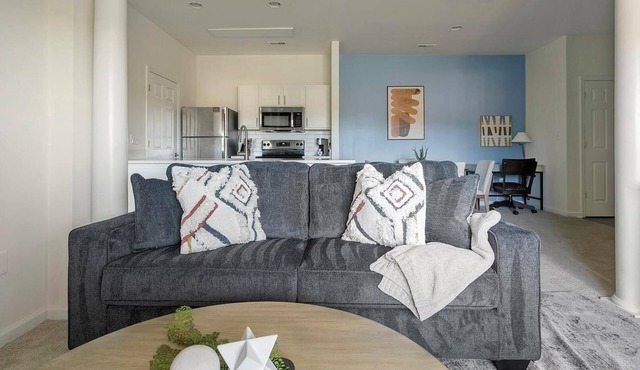 Landing | Stylish 2BD, Gym