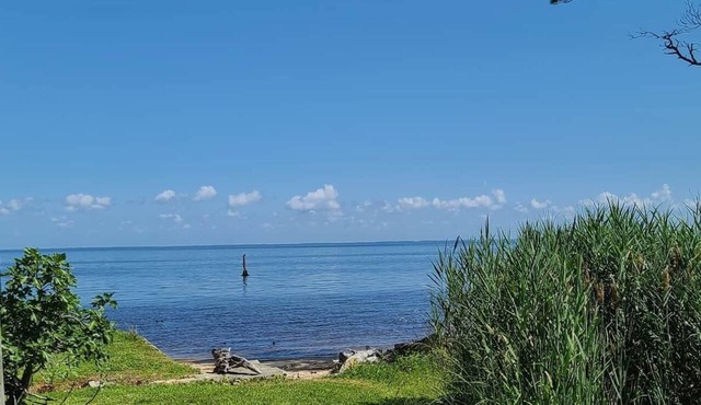 Located on the Albemarle Sound, this family-friendly home has room for everyone!