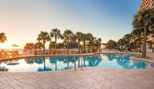 Luxurious 3-Bd Dlx at Wyndham Ocean Walk: Oceanfront Views, Pools & Family Fun!