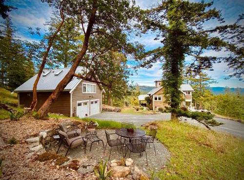Madrona Suite