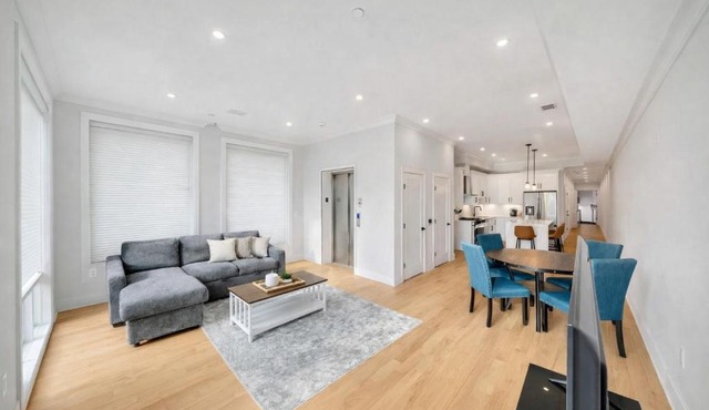 Modern Luxury 3BR 2BA 10 minutes to NYC