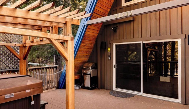 Mountain a-frame cabin - hot tub - ski resorts