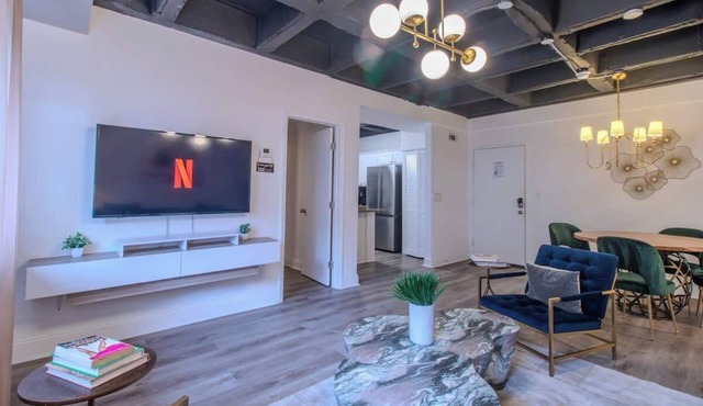 NEW! Modern Buckhead w/3BD|2BR Sleeps 6