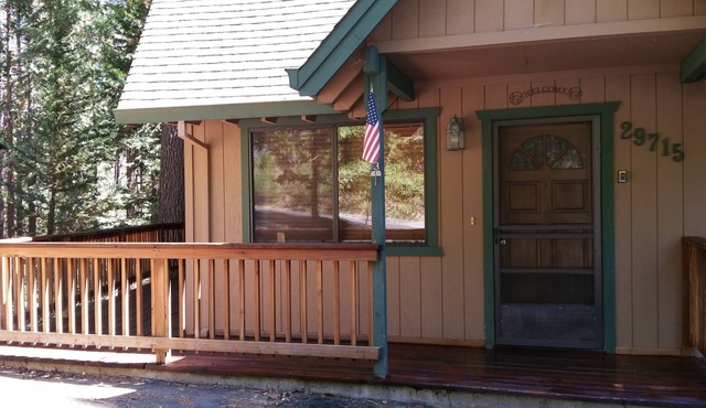 Pinecrestarearentals #8 Comfy Cabin 3rd night free. Just Book 2nights.