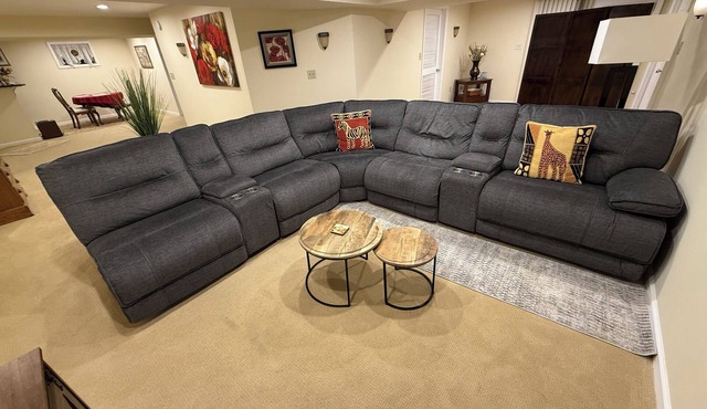 Private Basement Apartment: 30+ Day Stay