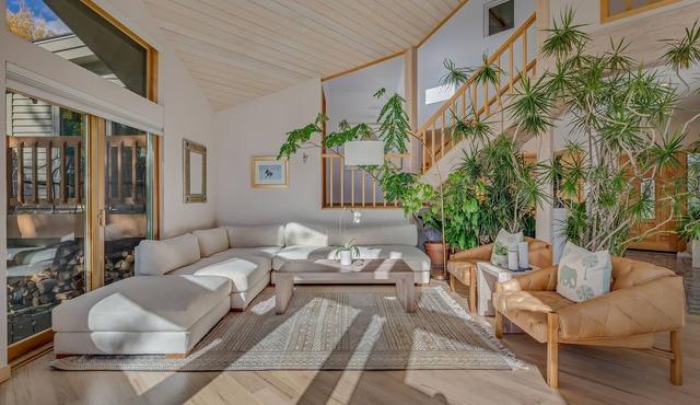 Private oasis in peaceful Old Snowmass