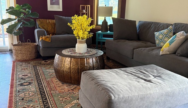 Ranch-Style Townhome with Golf Course Views -Fully Furnished & 10 Mins to Mayo