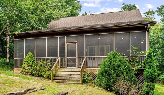 Resplendent Cabin Haven near Shenandoah River in Virginia