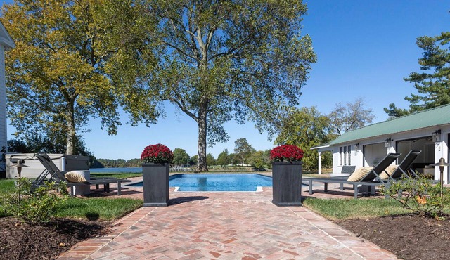 Sail Cove | an ESVR property